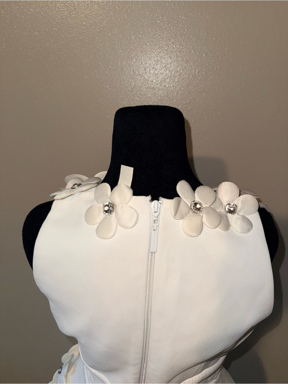 Bronx and Banco Estelle Mini Dress in White US 4 - Picture 7 of 10